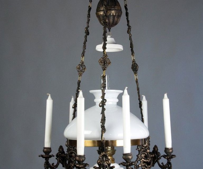 historisk parafinlampe