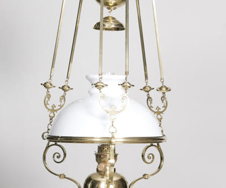 parafinlampe_ca-1900-norsk-folkemuseum.jpg