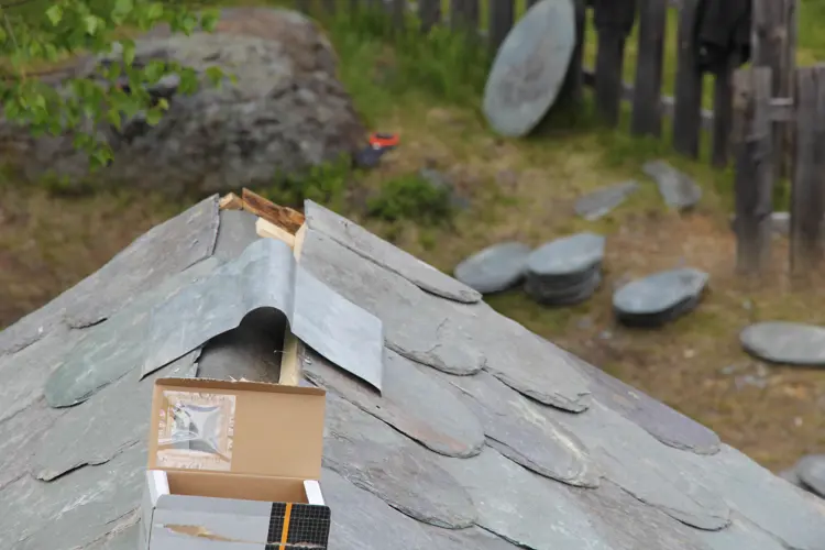 Sinkbeslag-paa-moenet.-Foto:-Bygg-og-Bevar