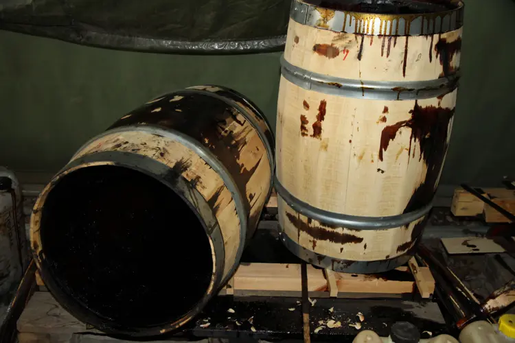 Toenner-med-tjaere-som-skal-paa-Gol-Stavkirke-Foto-Bygg-og-Bevar