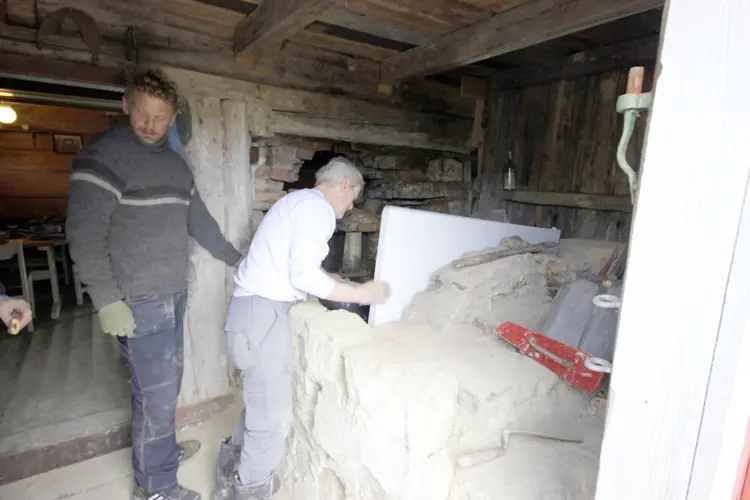 Dokumentasjon underveis. Foto: Terje Granås, Bygningsvernsenteret i Aust-Agder