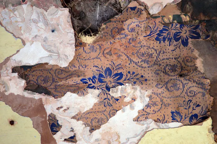 Grave seg ned - lag på lag. Foto: Einar Nilsson