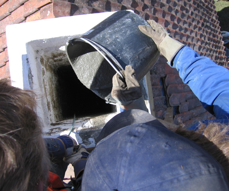 Sekkedraging av pipe. Foto: Einar Engen