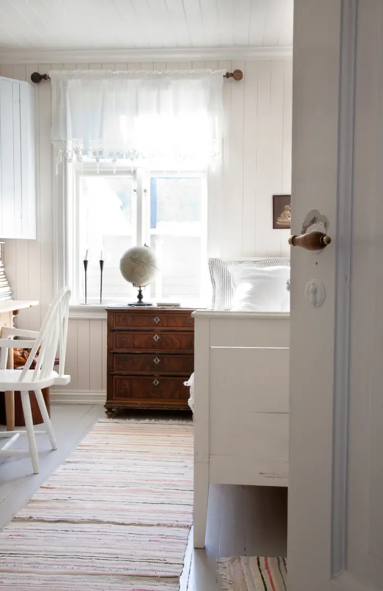 La lyset komme inn. Foto: Liv J Sandvik Jakobsen