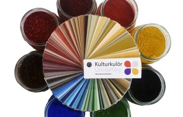 For at vi skal kunne forholde oss til både gamle og nye fargevalg, må vi vite hvilke farger som det var mulig å oppnå med de tradisjonelle pigmenter blandet i linolje. 