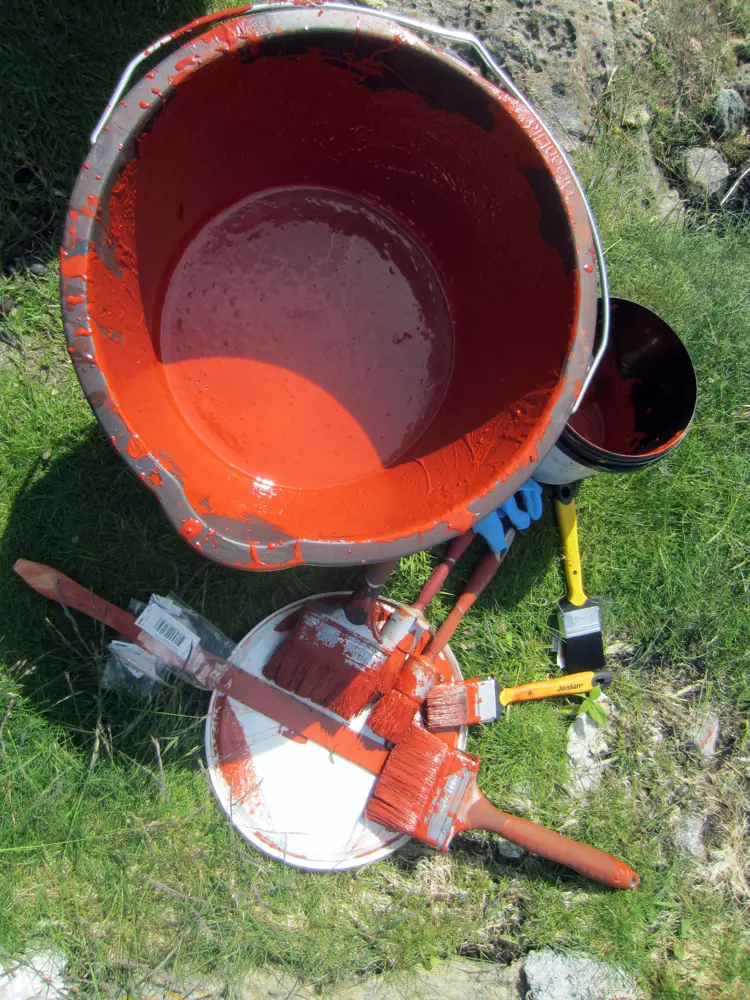 Bøtte Med Tranmaling