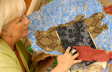 Else "Sprossa" Rønnevig har samlet tapetrester i 19 år. Foto: sprossa.no