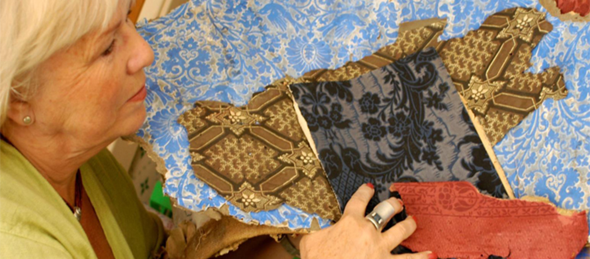 Else "Sprossa" Rønnevig har samlet tapetrester i 19 år. Foto: sprossa.no