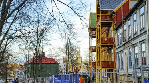 Arbeidene pågår. Thinvallagården, Trondheim. Foto Bente Haarstad Arbeidene pågår. Thinvallagården, Trondheim. Foto Bente Haarstad