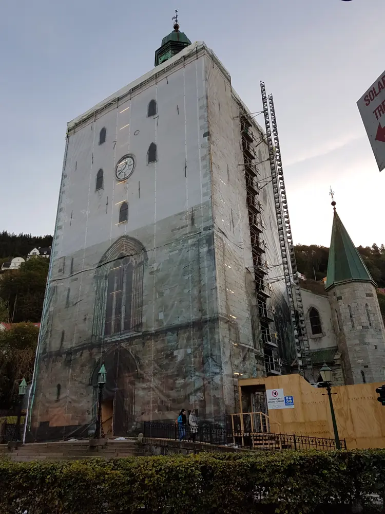 Domkirken i Bergen.jpg