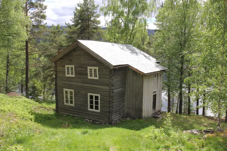 Hovedhus-fra-Hoeve-fra-mellom-1800-1850-paa-Valdres-Folkemuseum-Foto:-Bygg-og-Bevar