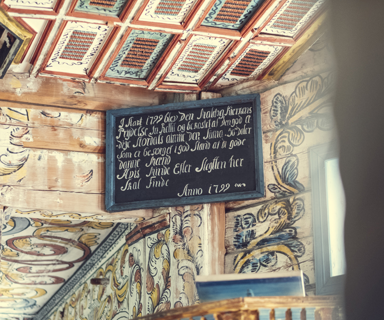 Rosemaling i Stordal kirke