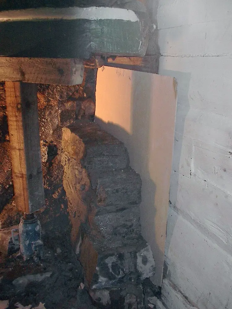 Demontering av sidevangar.jpg